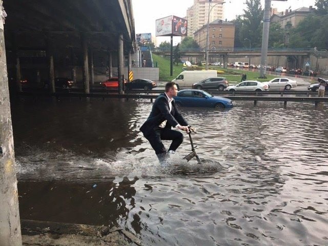 Kyiv sucks. And why you should see it