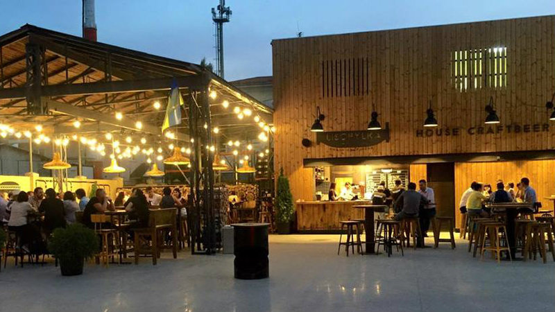 Lisopylka brewery bar in Voskresenka, Kyiv